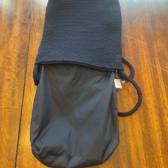 The SAK navy woven crochet knit shoulder bag purse excellent condition - Picture 5 of 9